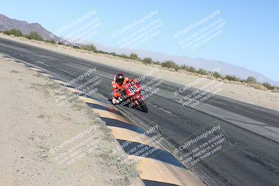 media/Dec-01-2025-Moto Forza (Mon) [[2daa91e15f]]/1-Advanced Group/Session 4 (Turn 10 Inside)/